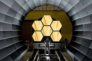 Podróż w głąb kosmicznych przestrzeni: Teleskop Jamesa Webba i jego możliwości